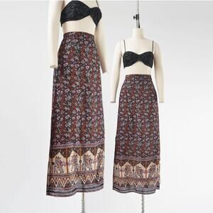 Vintage 90s Bohemian Elephant Print High Waisted Ethnic Long Maxi Skirt S M